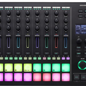 Roland MC-707 Groovebox