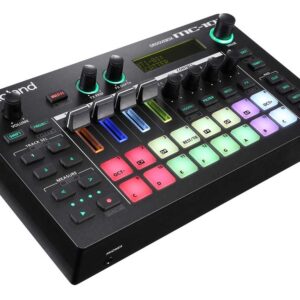 Roland MC-101 Groovebox